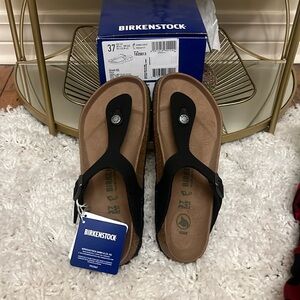 NWB Birkenstock Sandals Sz 37 color Gizeh black